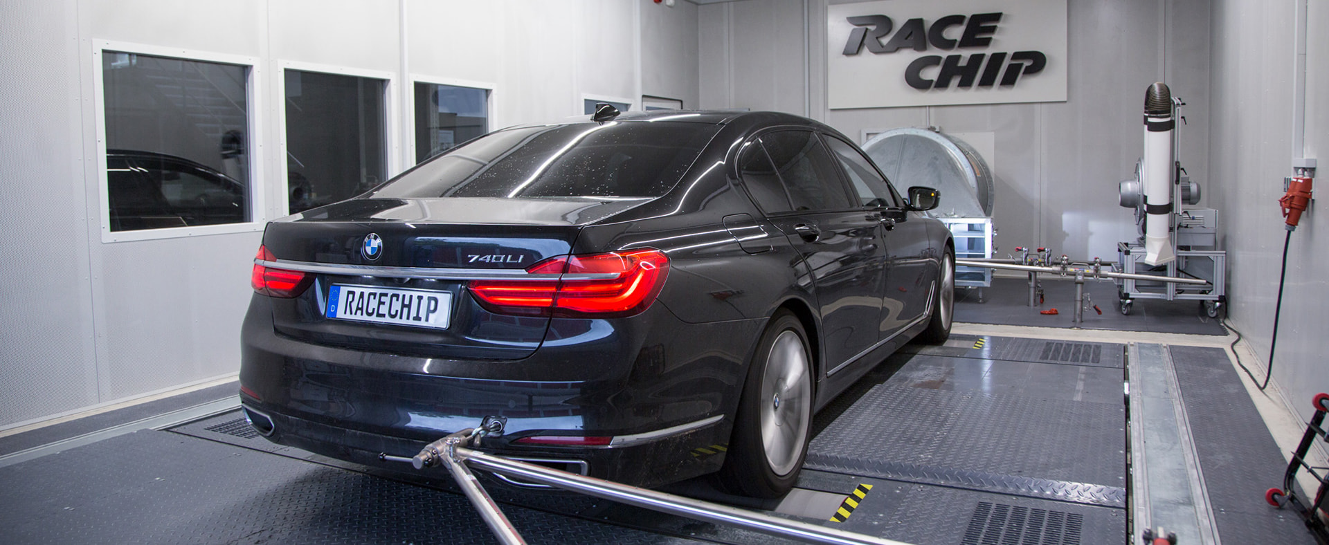 Incredible performance increase of the BMW 740i Incredible performance increase of the BMW 740i